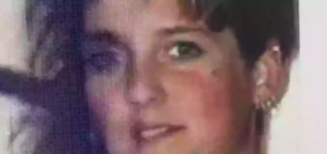 Amy lined up with the sex worker photo (Netflix)