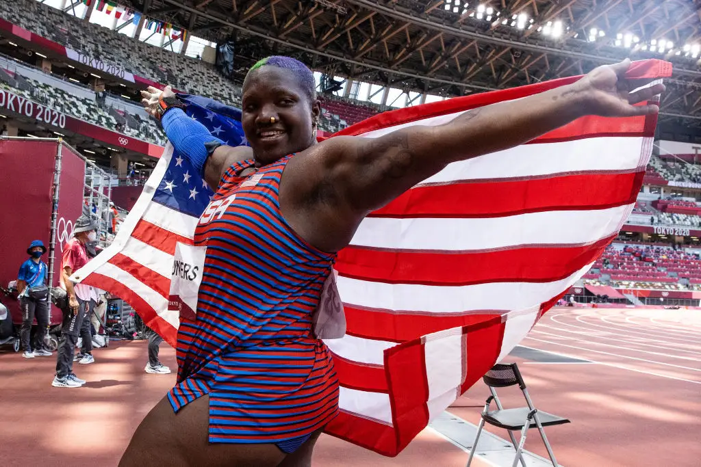 Saunders after picking up silver in the Tokyo 2020 Olympics. (David Ramos/Getty Images)