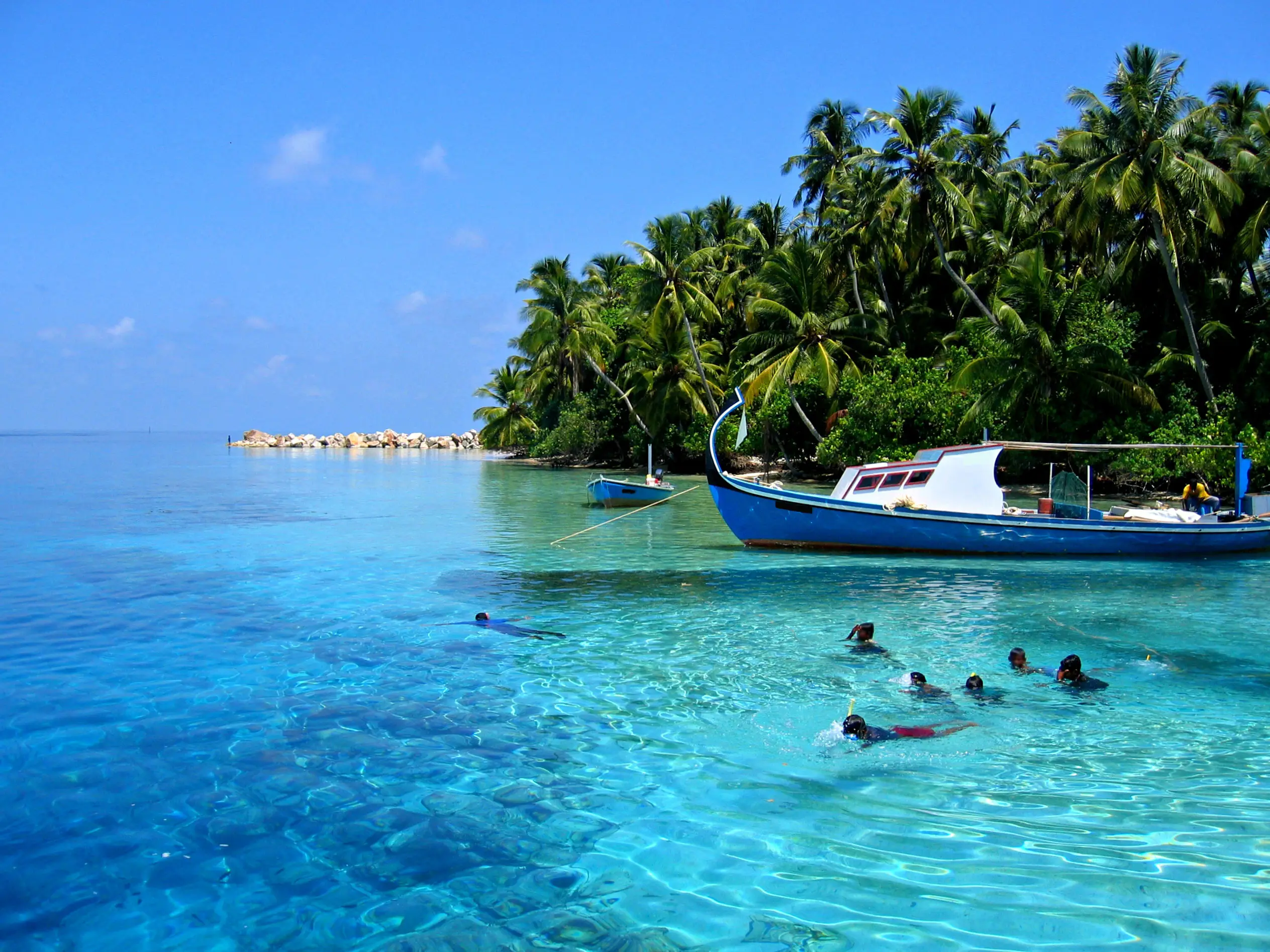 The group of Italians were cave diving in Vaavu Atoll (Getty Stock Image)