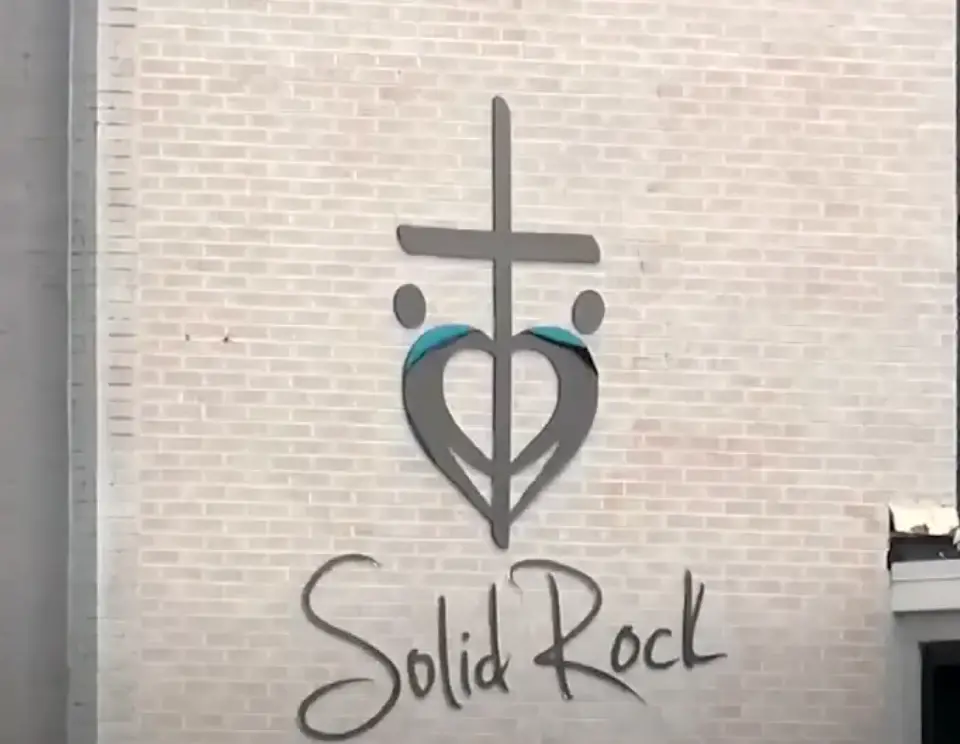 John-Paul Miller spoke fondly about his wife at the church. (WPDE)