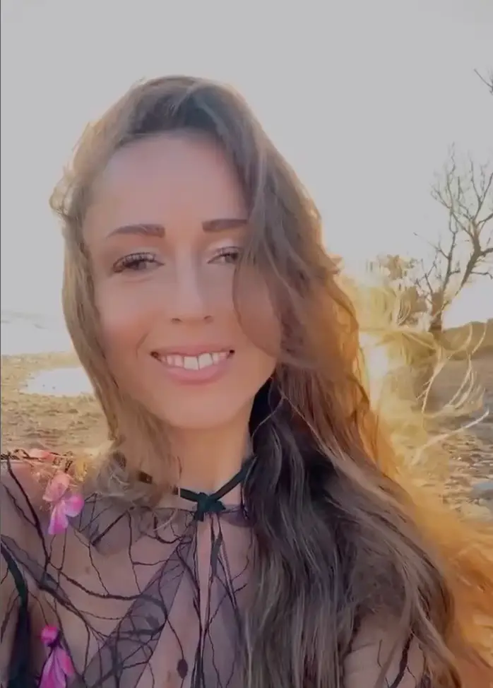 Juliane Seyfarth shares saucy pictures on her Instagram under an alias. (Nayeli Rose/Instagram)