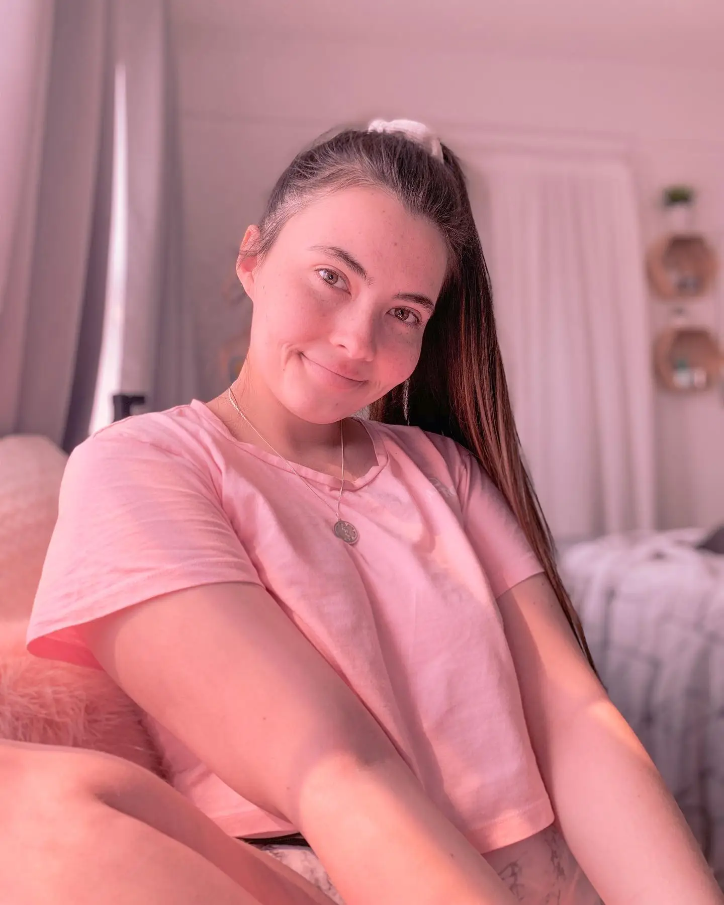 Tessa Hansen-Smith is one of the very few to suffer with Aquagenic Urticaria.