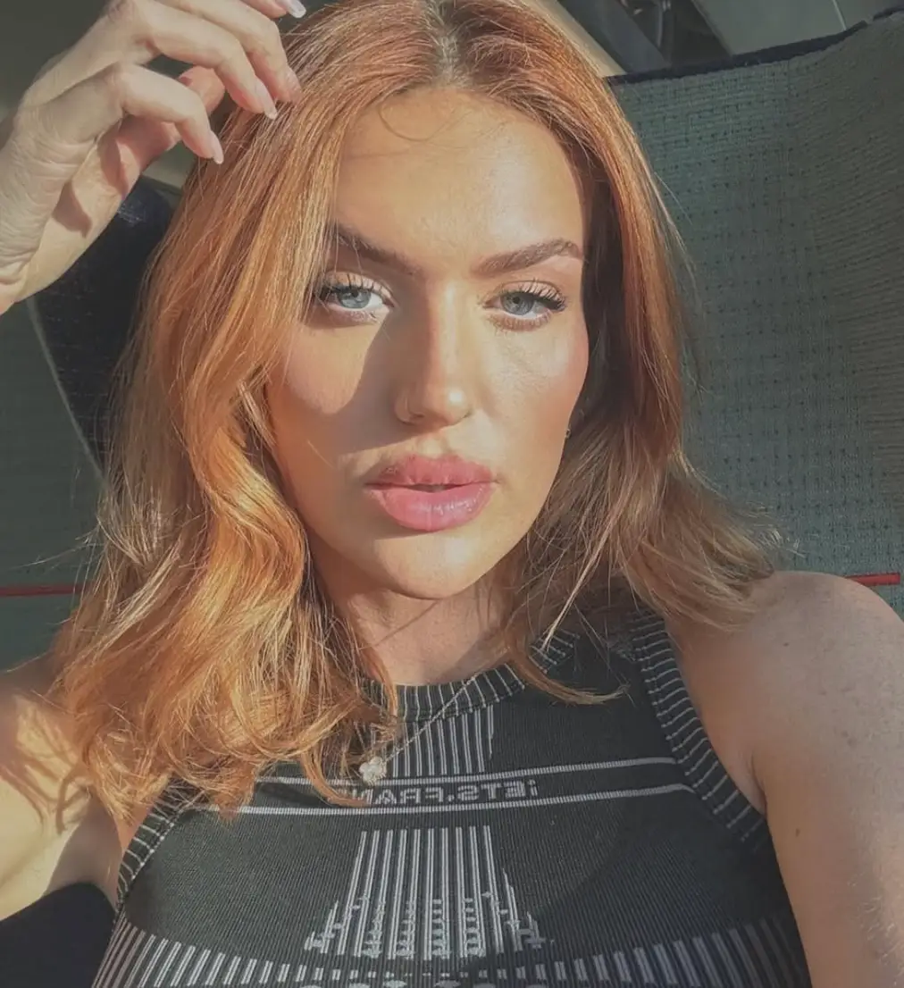 Annie Charlotte was born with uterus didelphys (annieecharlotte/Instagram)