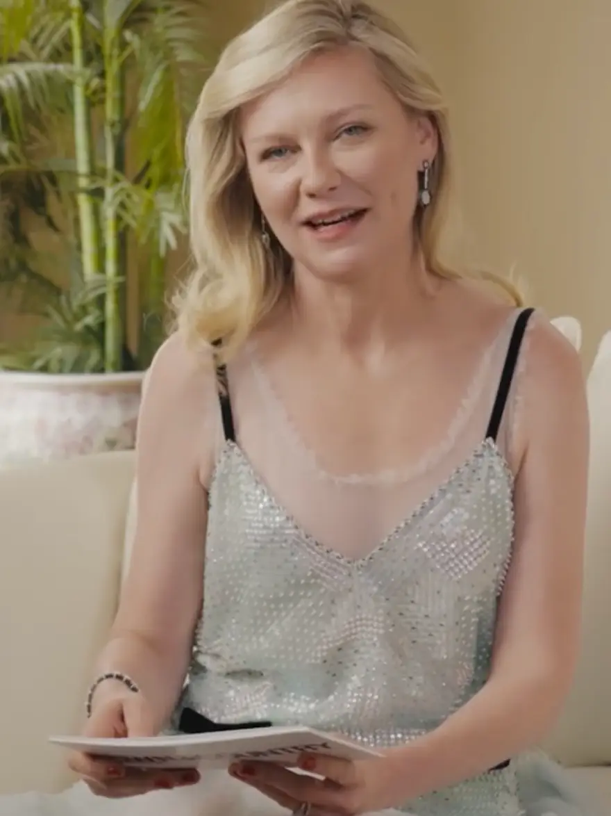 Kirsten Dunst has set the record straight on pronouncing her name (Town & Country Magazine)