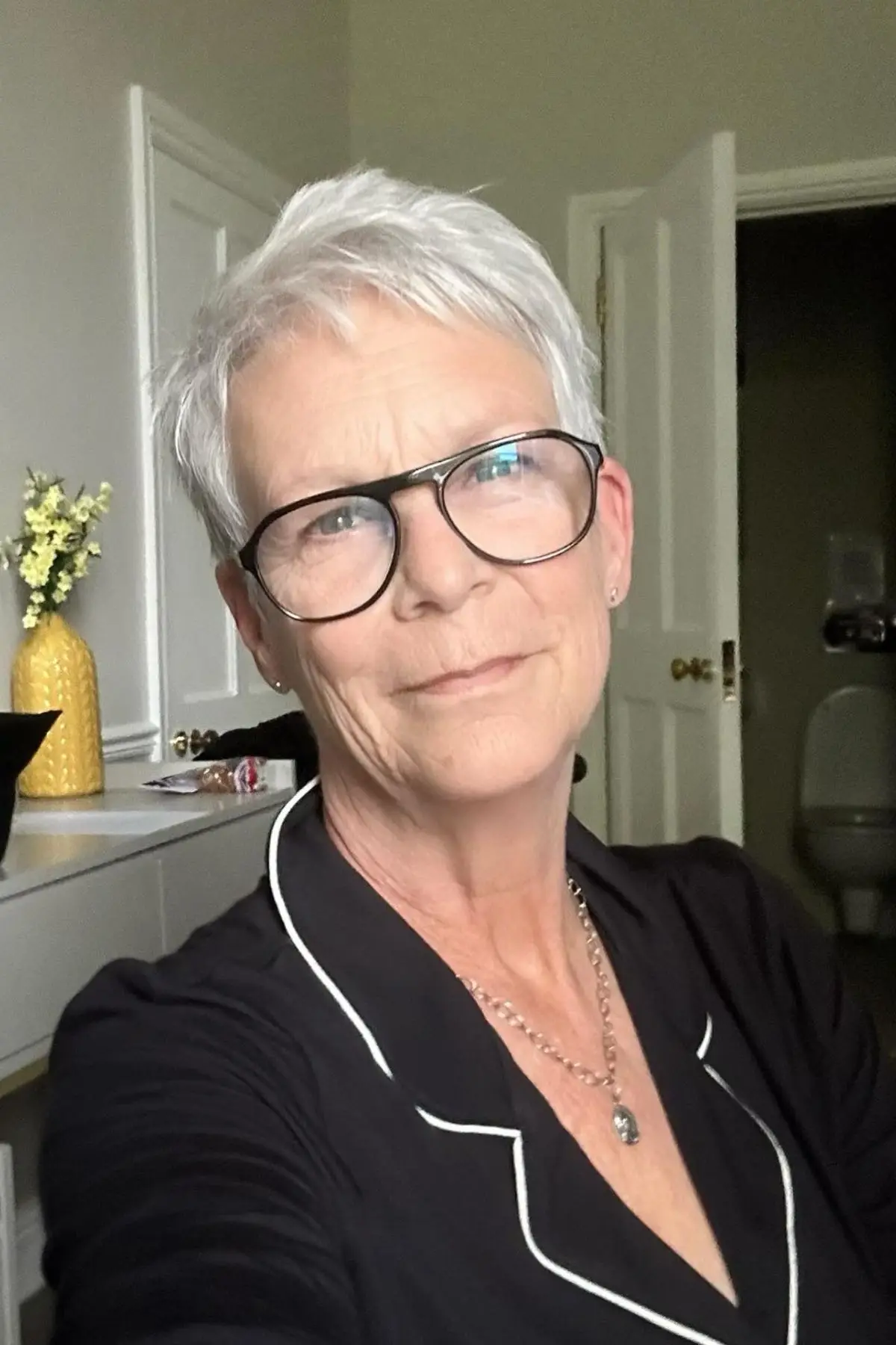 Jamie Lee Curtis has condemned the killing of the Turning Point USA founder (Instagram/jamieleecurtis)