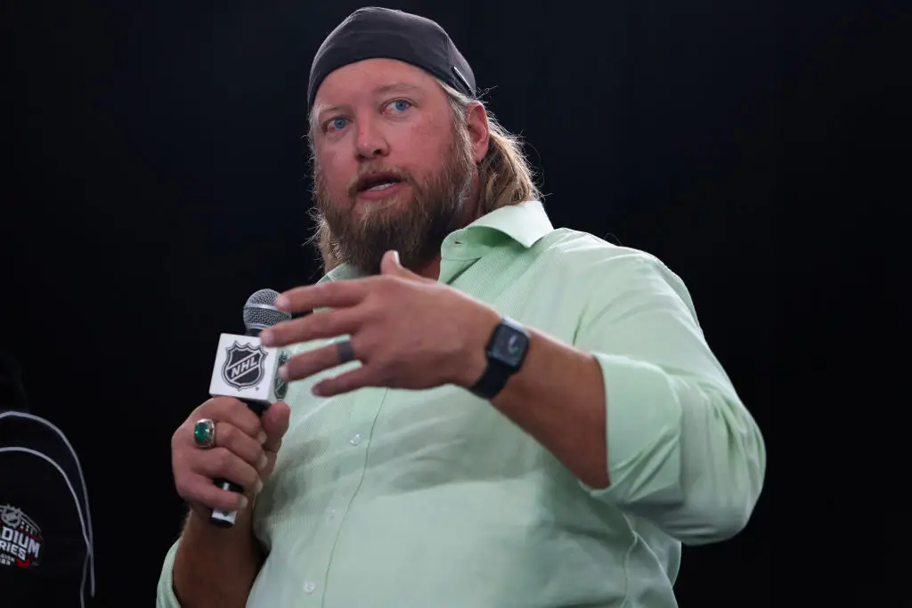New York Jets Legend Nick Mangold pictured speaking to the press last year (Jared Silber/NHLI via Getty Images)