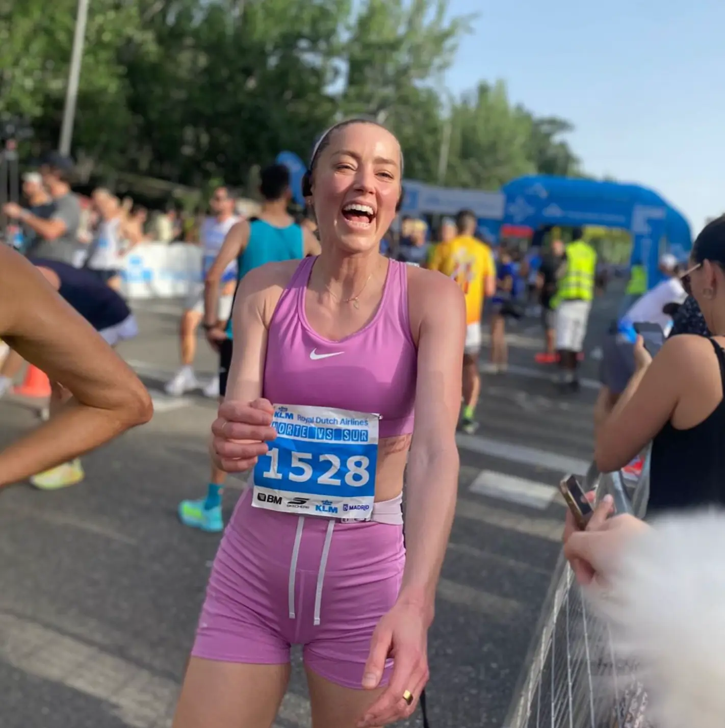 Amber Heard took part in a 10k race in Madrid on Sunday, June 21 (amberheard/Instagram)