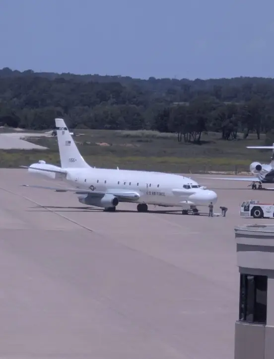 A Reddit user got a glimpse of the plane at a local airport only a few months ago (3rd_rock_misfit/Reddit)