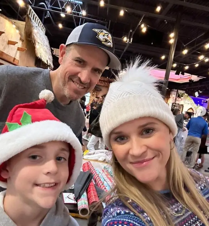 The former couple share a 10-year-old son.