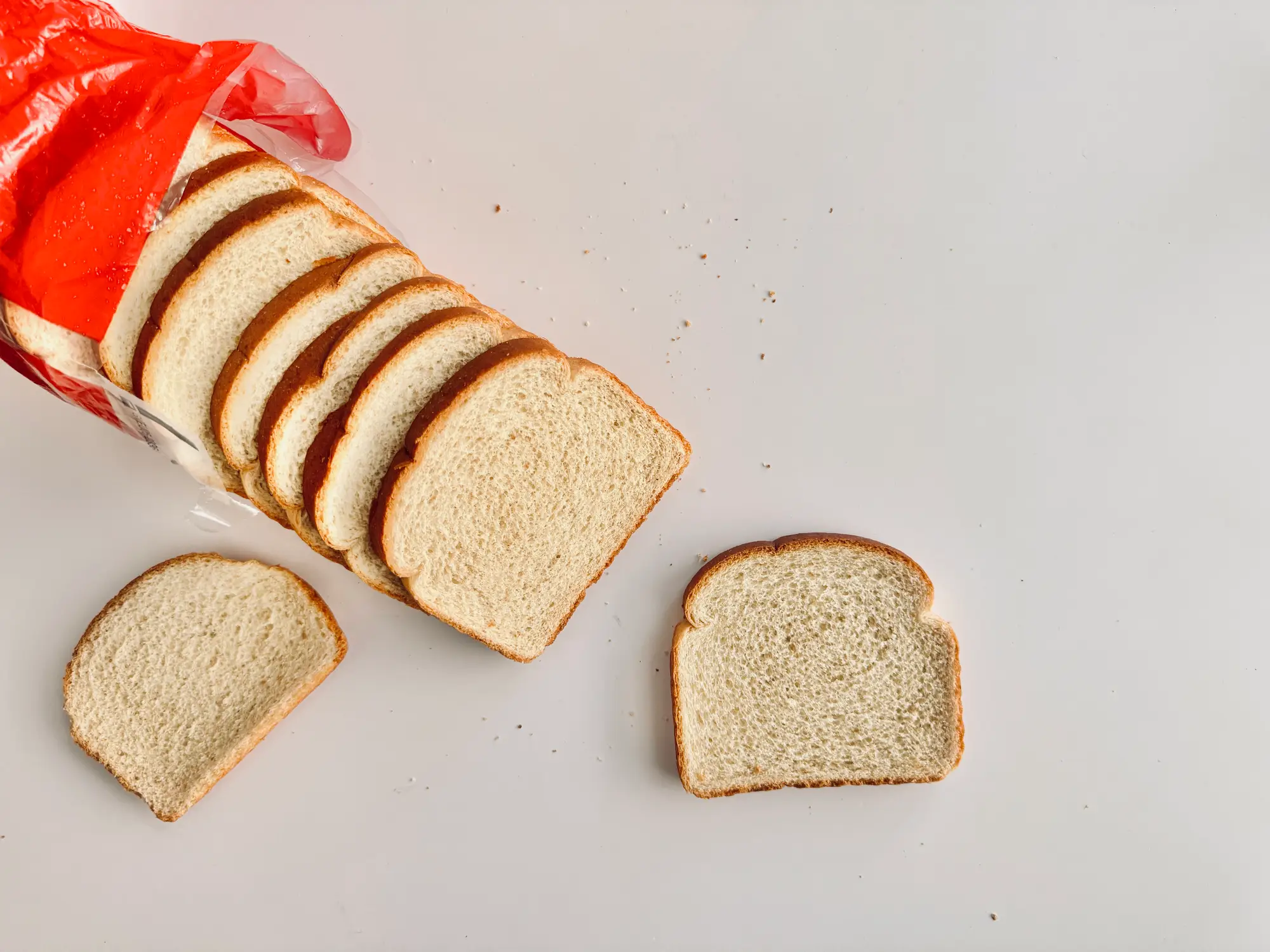 Commercial bakeries in the USA regularly use flour treated with chemical agents like benzoyl peroxide or chlorine gas to accelerate the aging process and artificially whiten the grain. (Getty stock image)