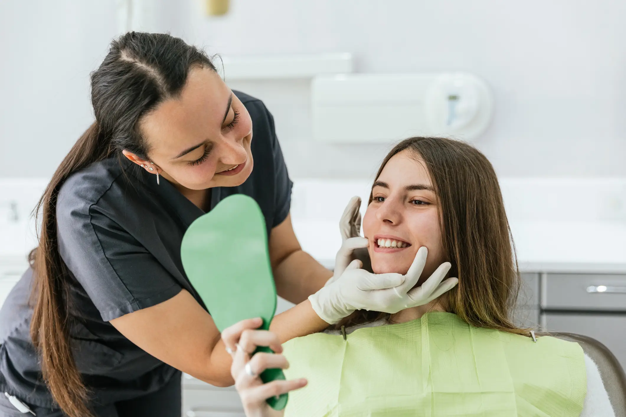 A dentist has issued a warning to parents (Getty Stock Photo)