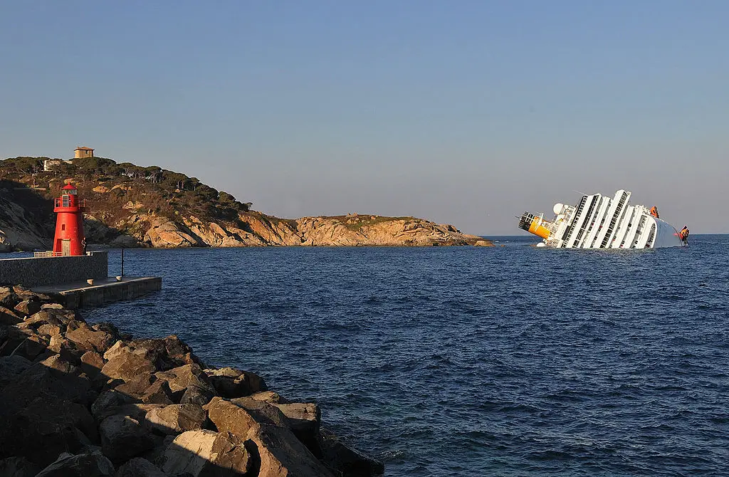The Costa Concordia shipwrecked with over 4000 people onboard
 (Photo by Laura Lezza/Getty Images)