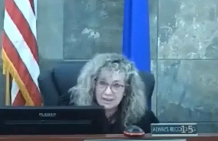 The judge suffered minor injuries in the attack.