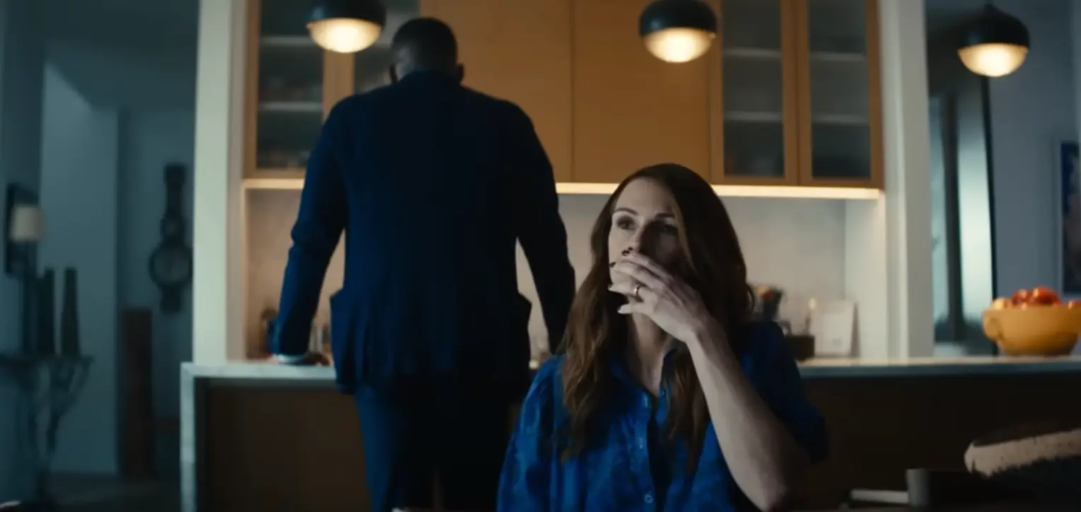 Julia Roberts stars in Leave the World Behind.