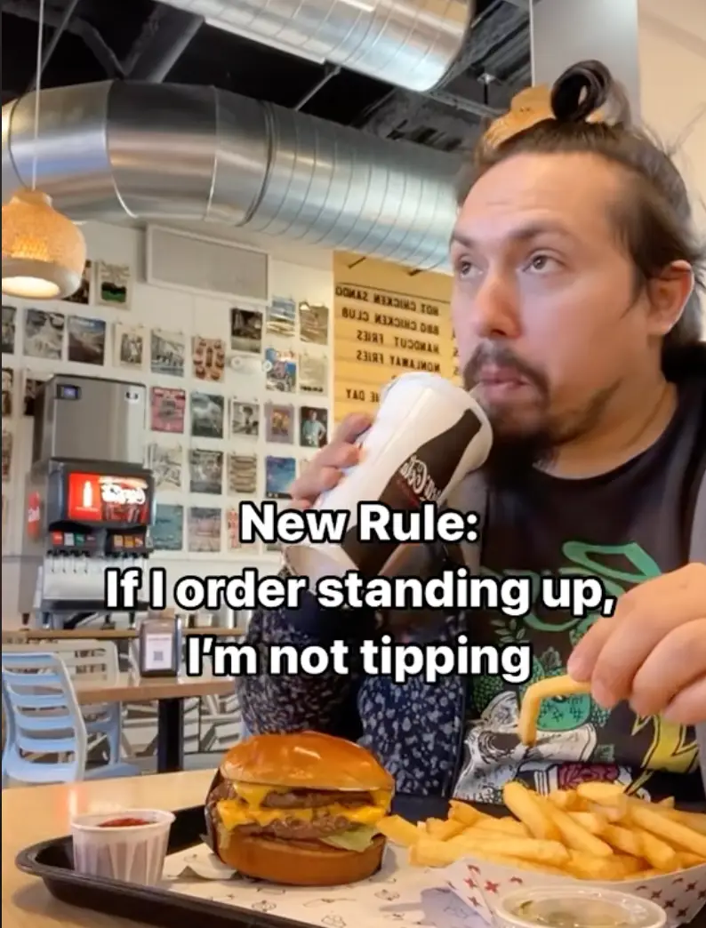 The debate around when to tip and how much to tip is constantly evolving. (@robert_calver/TikTok)