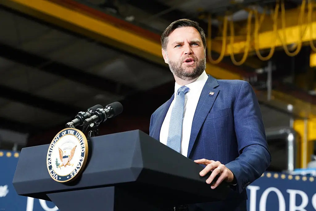 A body language expert said he could be keeping 'secrets' (Megan Varner / Stringer / Getty)