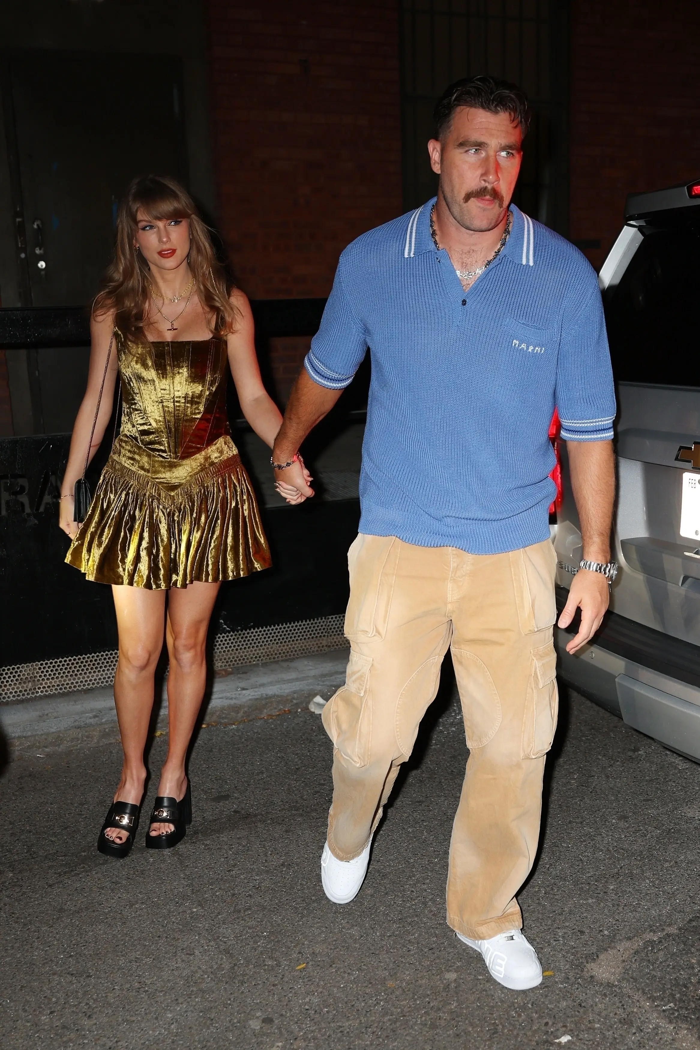 People noticed there was a reddish mark on Taylor Swift's right arm (Backgrid)