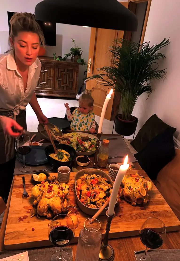 Heard shared this rare snap of her oldest daughter Oonagh (Amber Heard/Instagram)