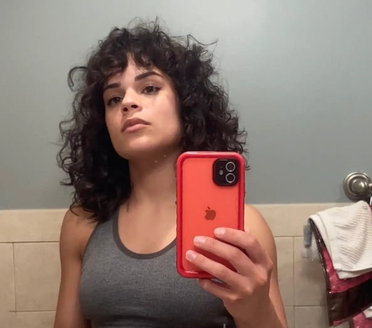 Manni L. Perez has left her Twitter account active (X/@mannilperez)