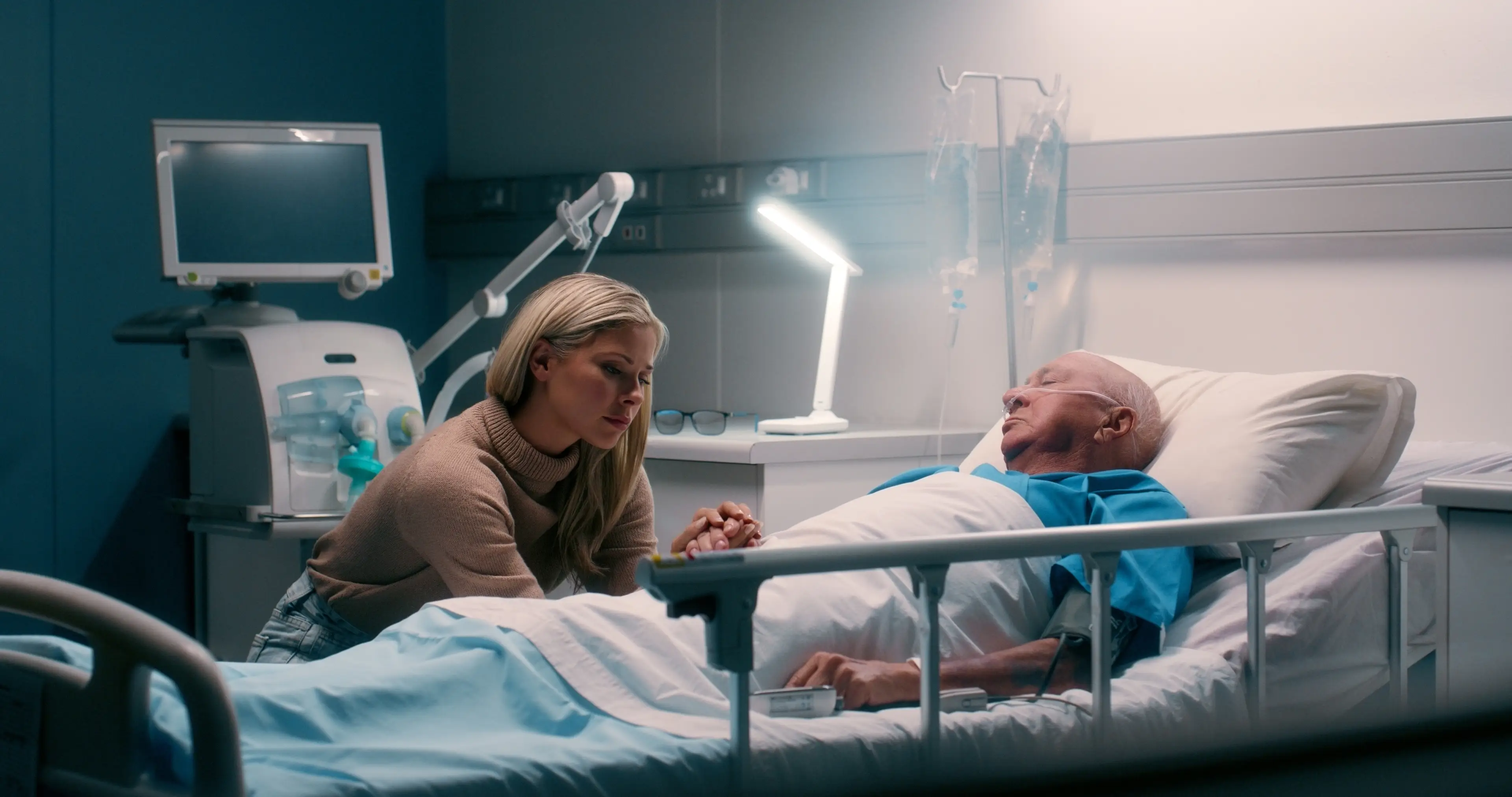 The hospice nurse explained how she had sat bedside around 100 people as they took their final breaths (Getty stock)