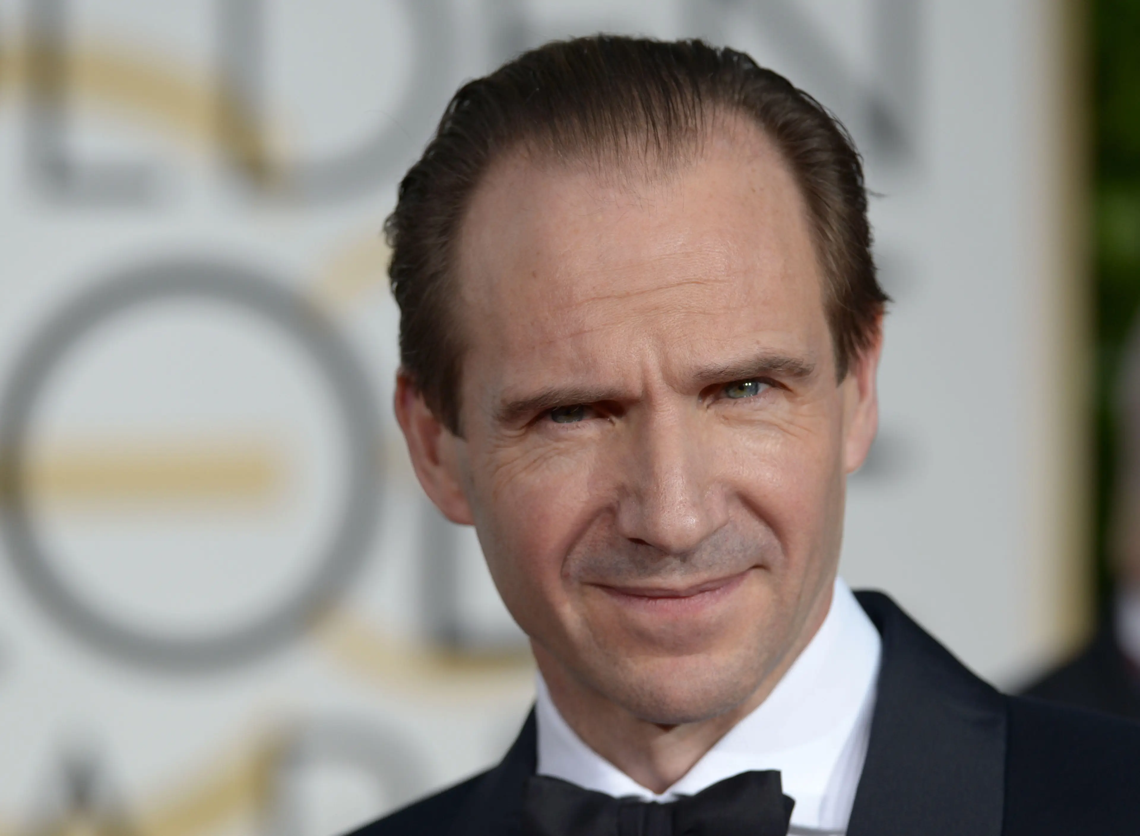 Fiennes.