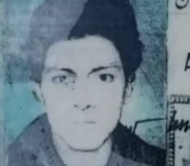 The hiker had stepped into a cave before his disappearance (Omar Khan/BBC News)