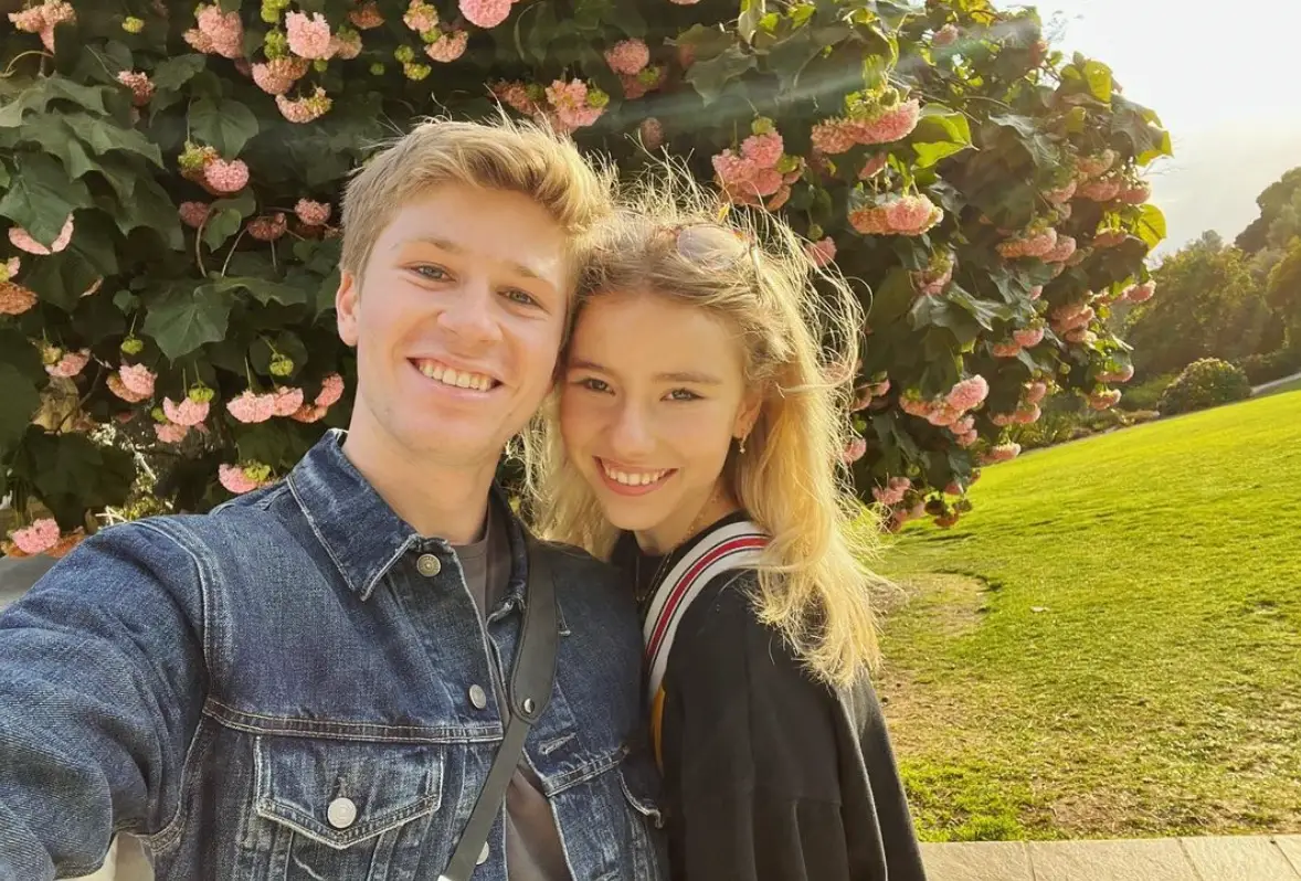 Robert Irwin shared a sweet photo of his girlfriend.