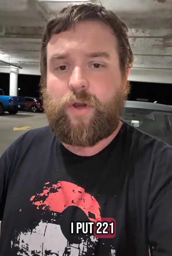 Spencer drove 221 miles over 12 hours (Instagram/spencerjoycesworld)