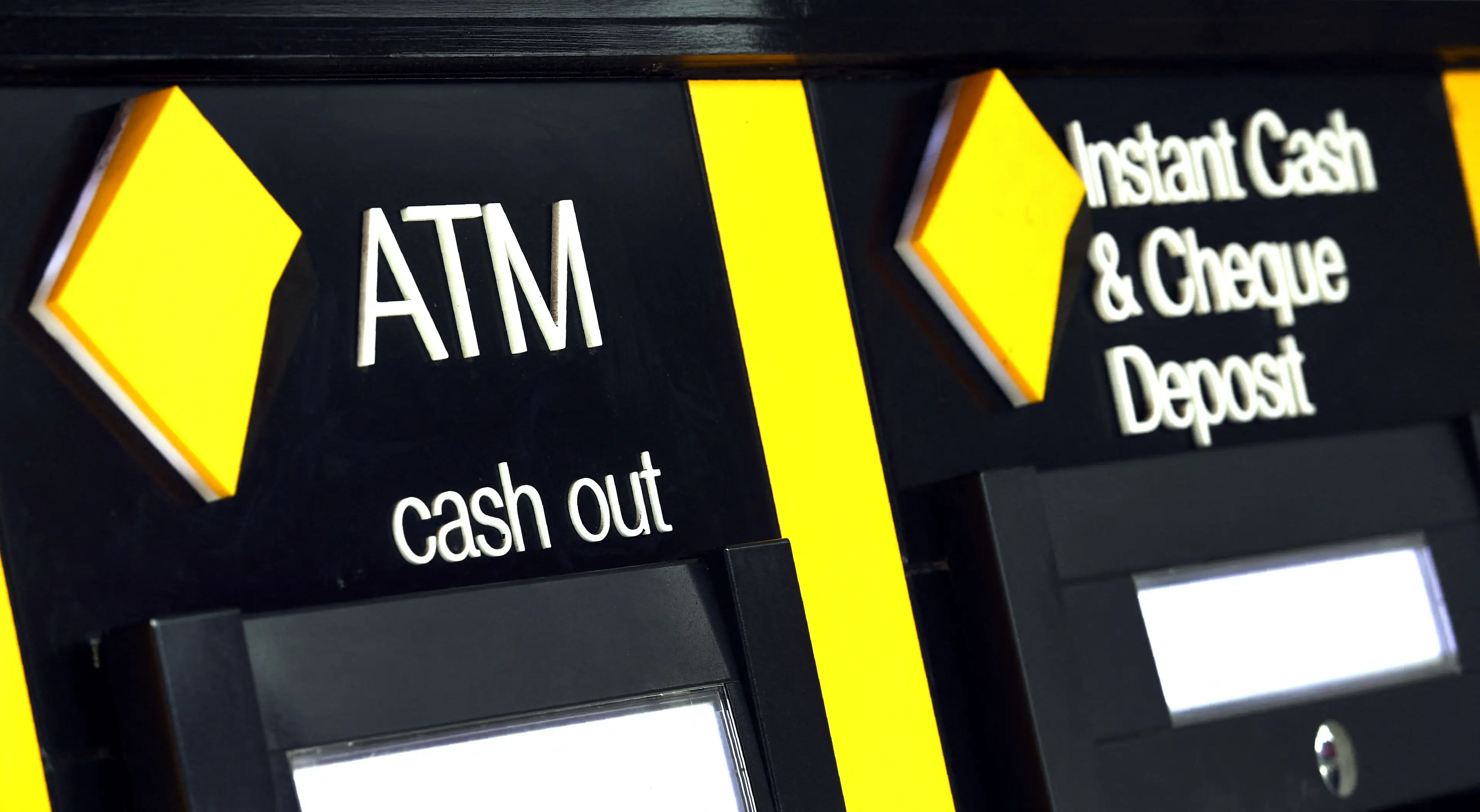 Dan Saunders found a hack with the ATM machine (WILLIAM WEST/AFP via Getty Images) 