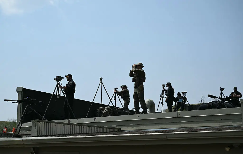 According to a new report, 102 radio communications were missed (Photo by SAUL LOEB / AFP via Getty Images)