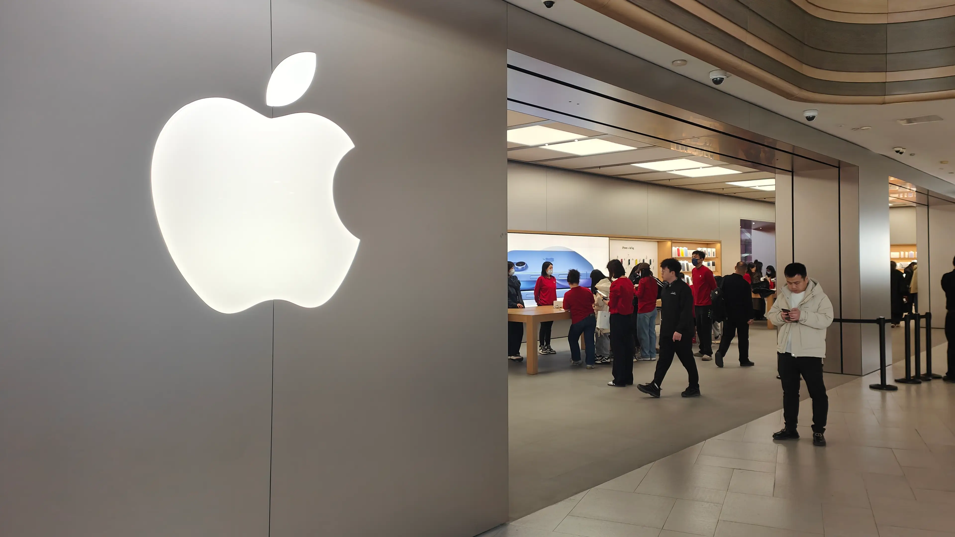 Apple spent $10 billion on the scrapped project (Costfoto/NurPhoto via Getty Images)