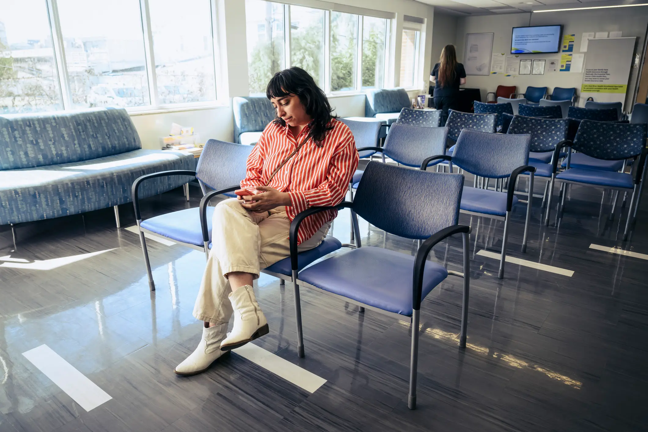 Sitting crossed legs could be causing damage, an expert warns (Getty Stock Image)