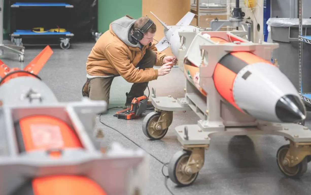 The B61-13 program (SNL) 