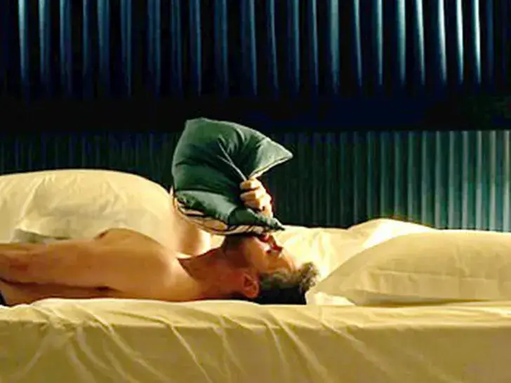 The scene had some viewers vowing to bring their own pillows to hotels in future.