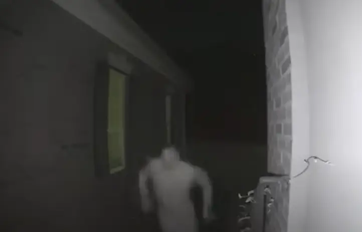 Horton could be seen yelling and running around the home (FOX 5 Atlanta)