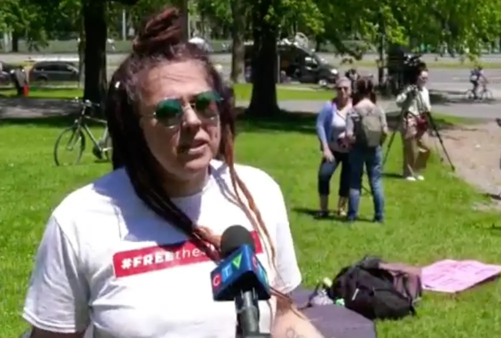 Alice Lacroix organised the ‘Liberez les Seins’ protest.