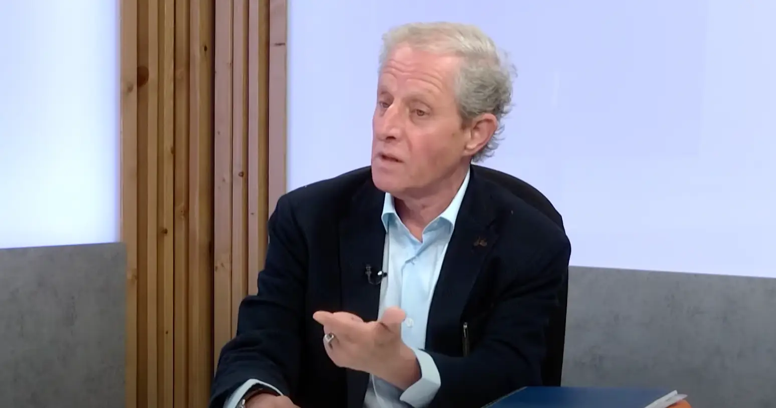 At around 10pm on Saturday a waiter named Albert Sola collapsed in a Catalan bar and was pronounced dead at the scene.