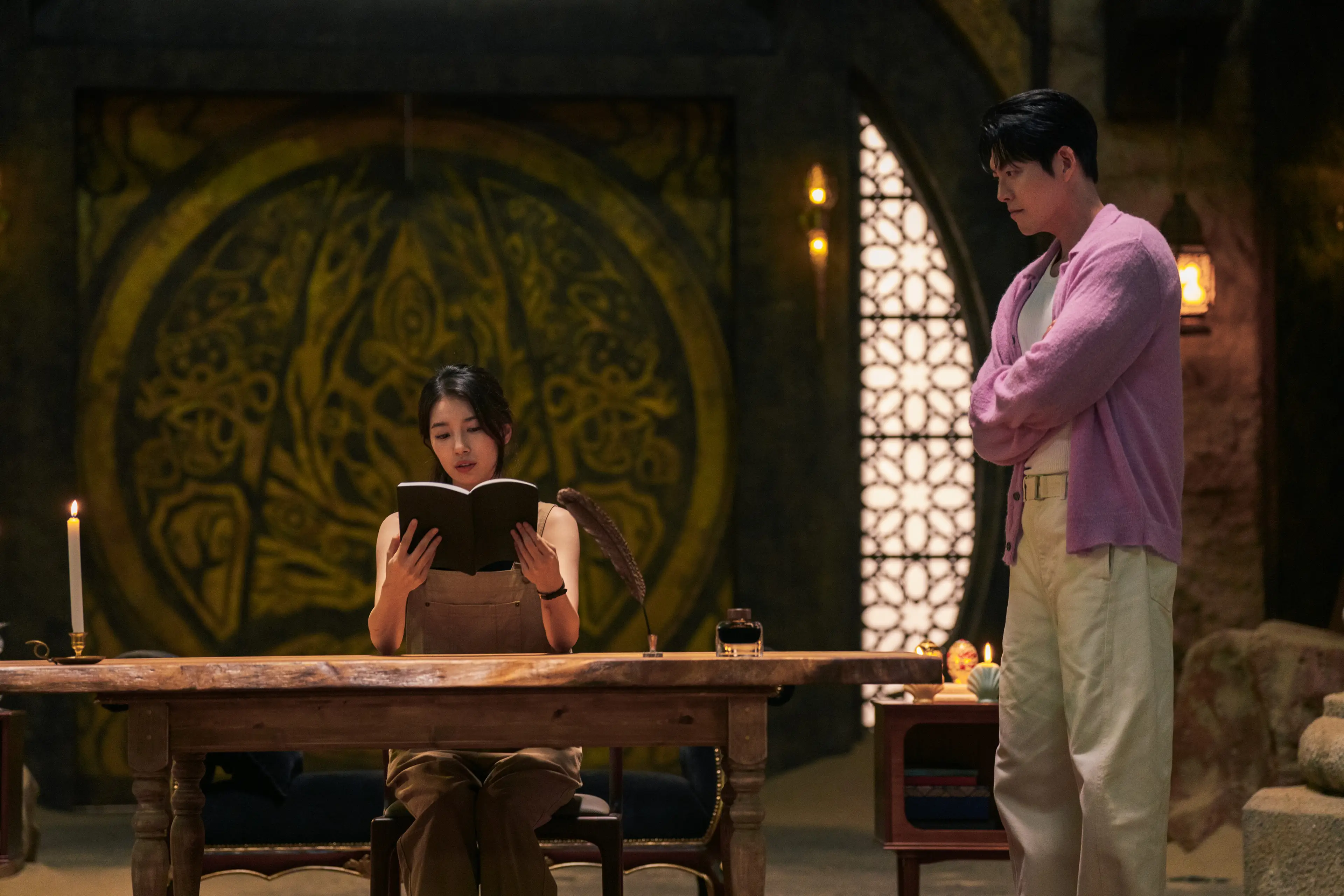 Fans love the drama's comedic touches (Netflix)