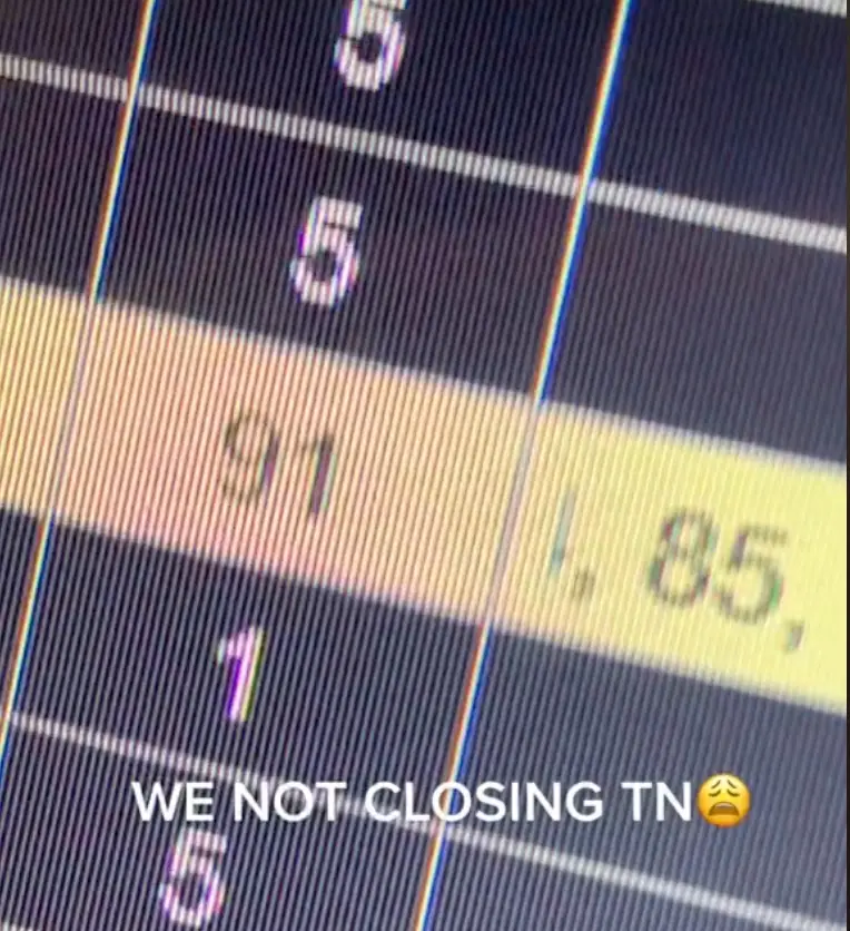 One user joked how someone could know enough people to show up as a group of 91.