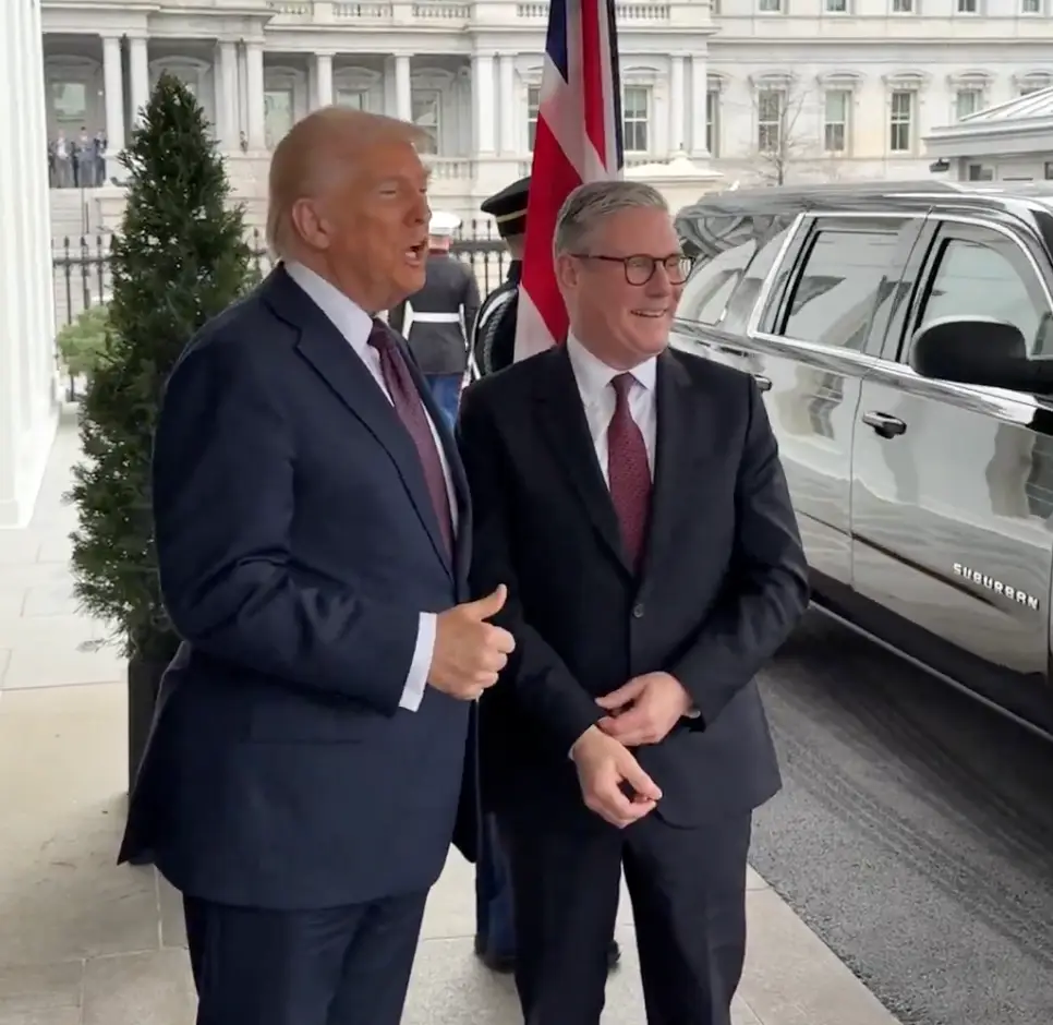 Trump greeted Starmer as he arrived at the White House (Margo Martin/Twitter)