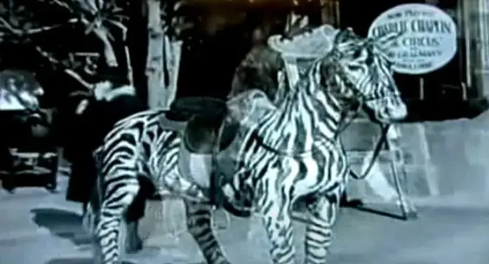 Could The Circus possibly have a 'time traveller' in it?