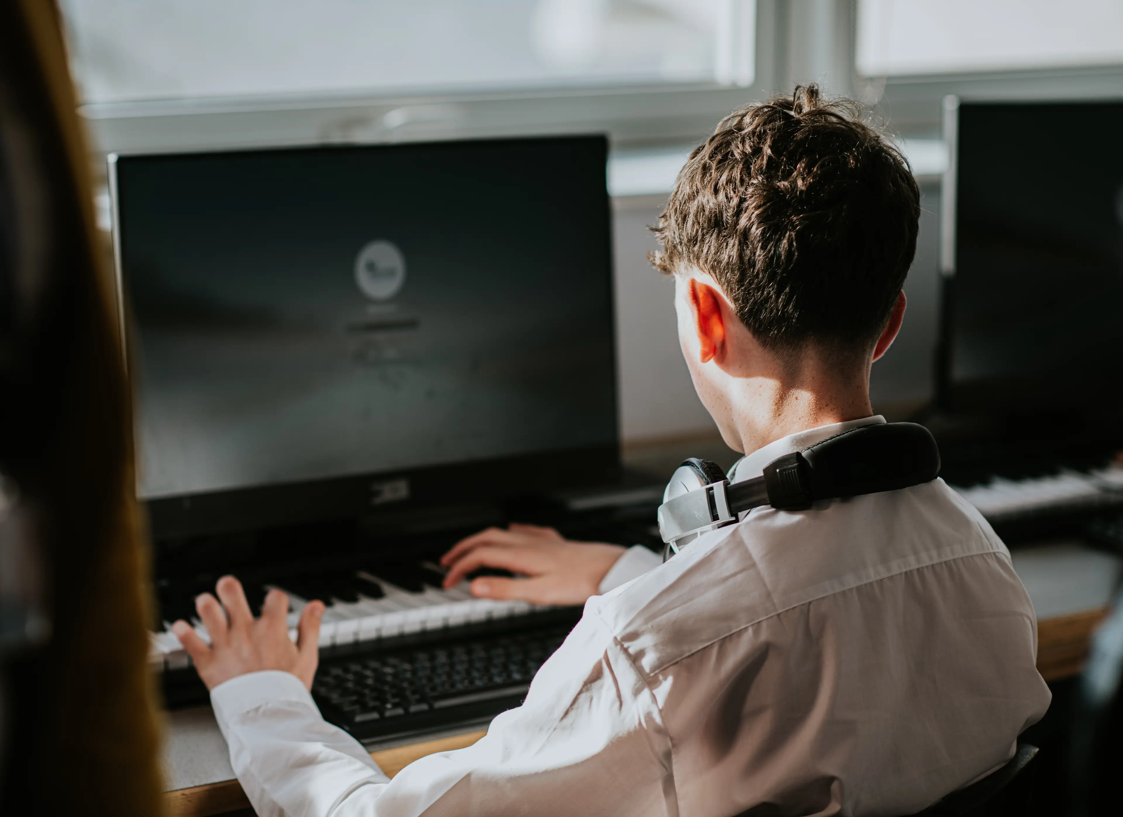 What does 'aura farming' actually mean? (Catherine Falls Commercial/Getty)