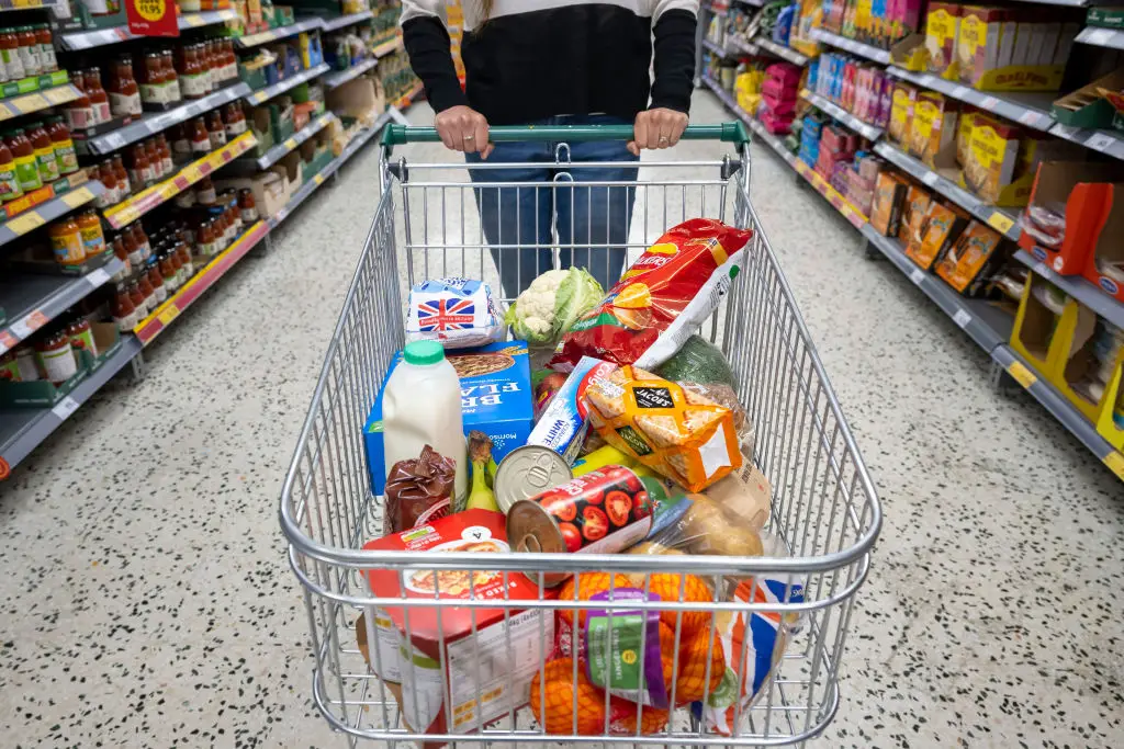 Pay attention to the size of shopping cart available. (Matthew Horwood/Getty Images)