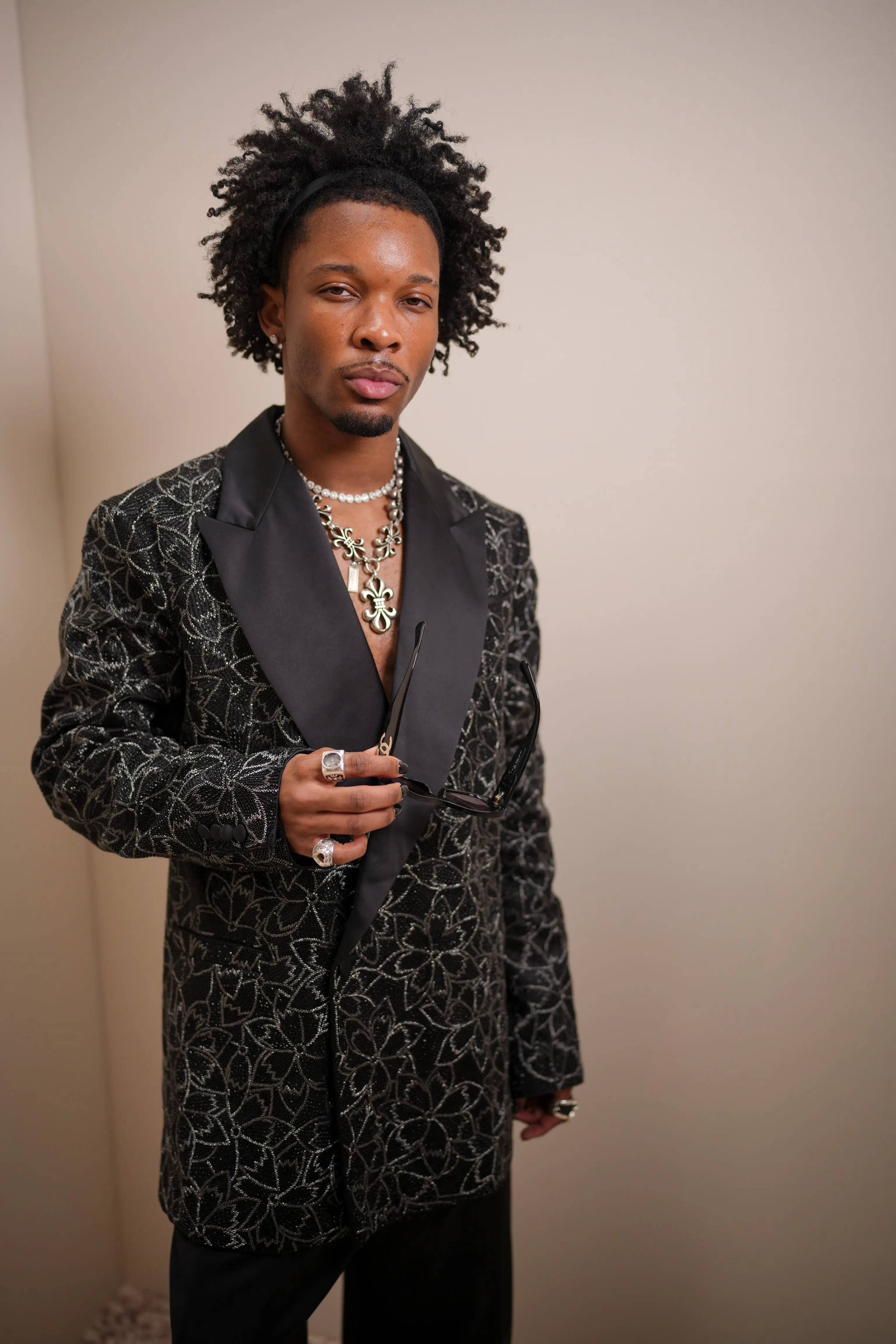 D4vd is co-operating with an investigation (Swan Gallet/WWD via Getty Images)