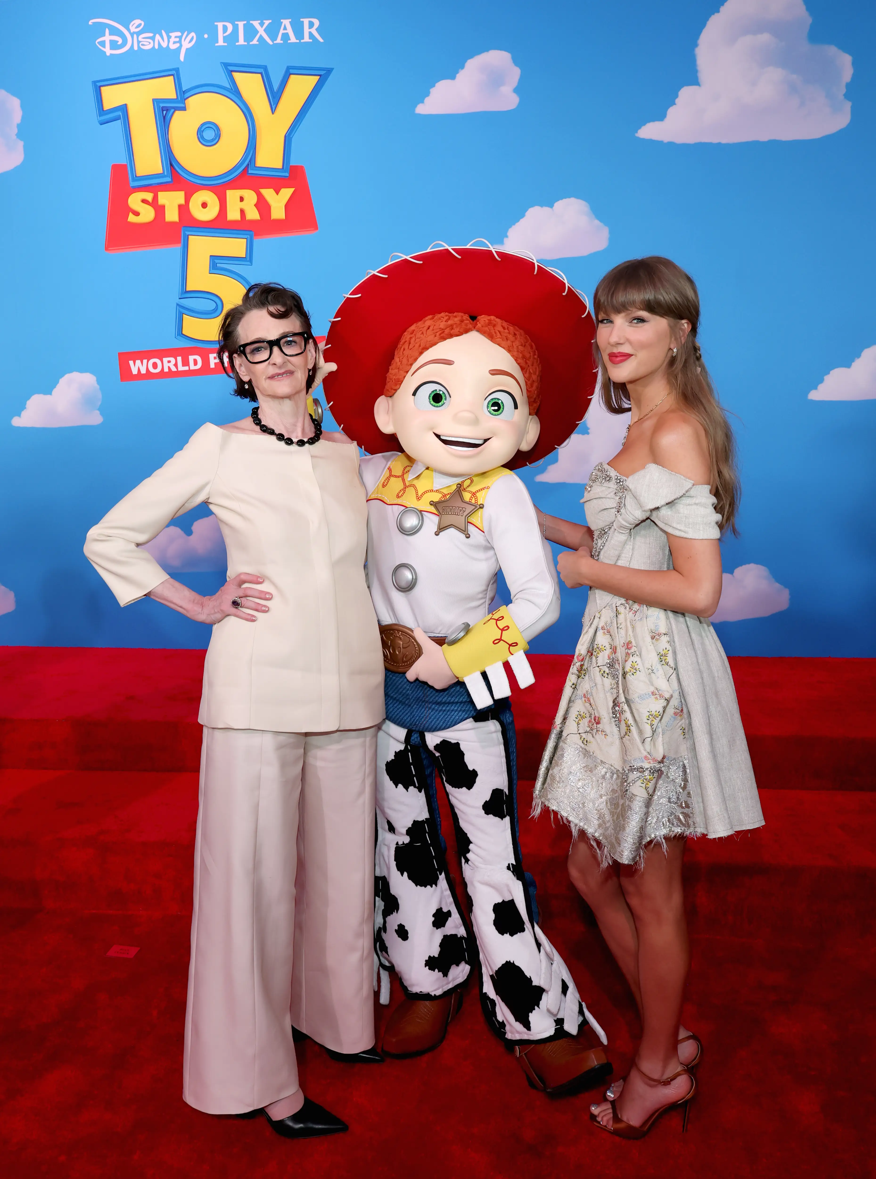 Joan Cusack and Taylor Swift, who wrote a song for the movie (Kevin Mazur/Getty Images for for TAS Rights Management)