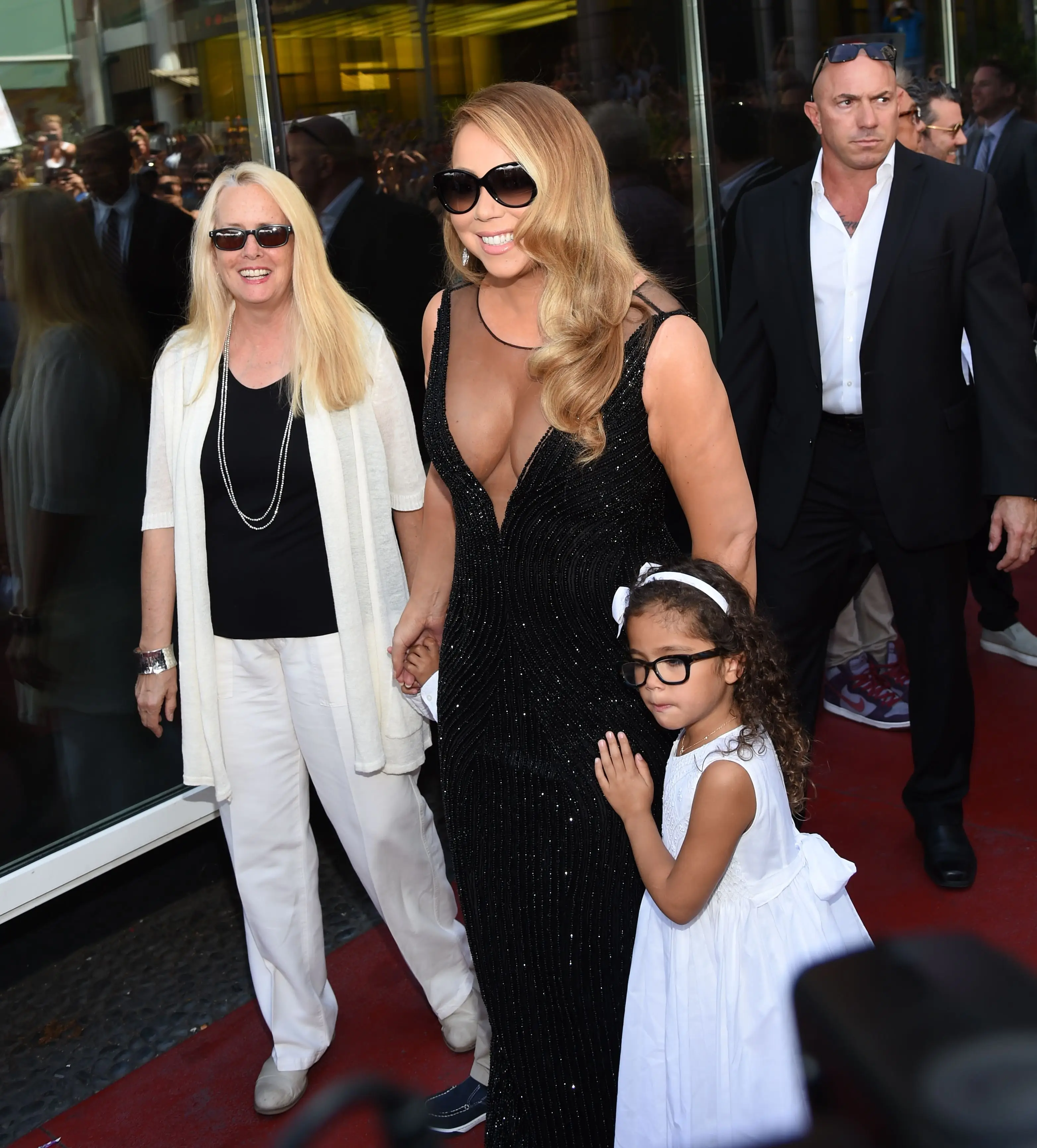 Mariah Carey seen with her mom Patricia in 2015. (Michael Buckner/Variety/Penske Media via Getty Images)