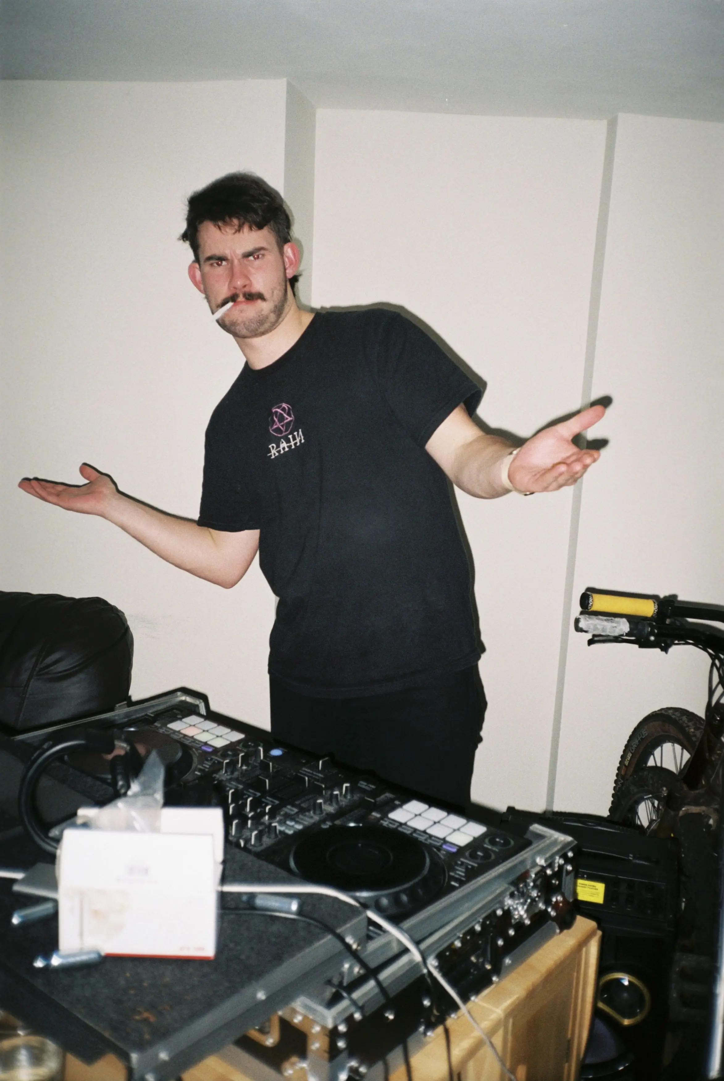 The Brit couldn't switch off (Kennedy)