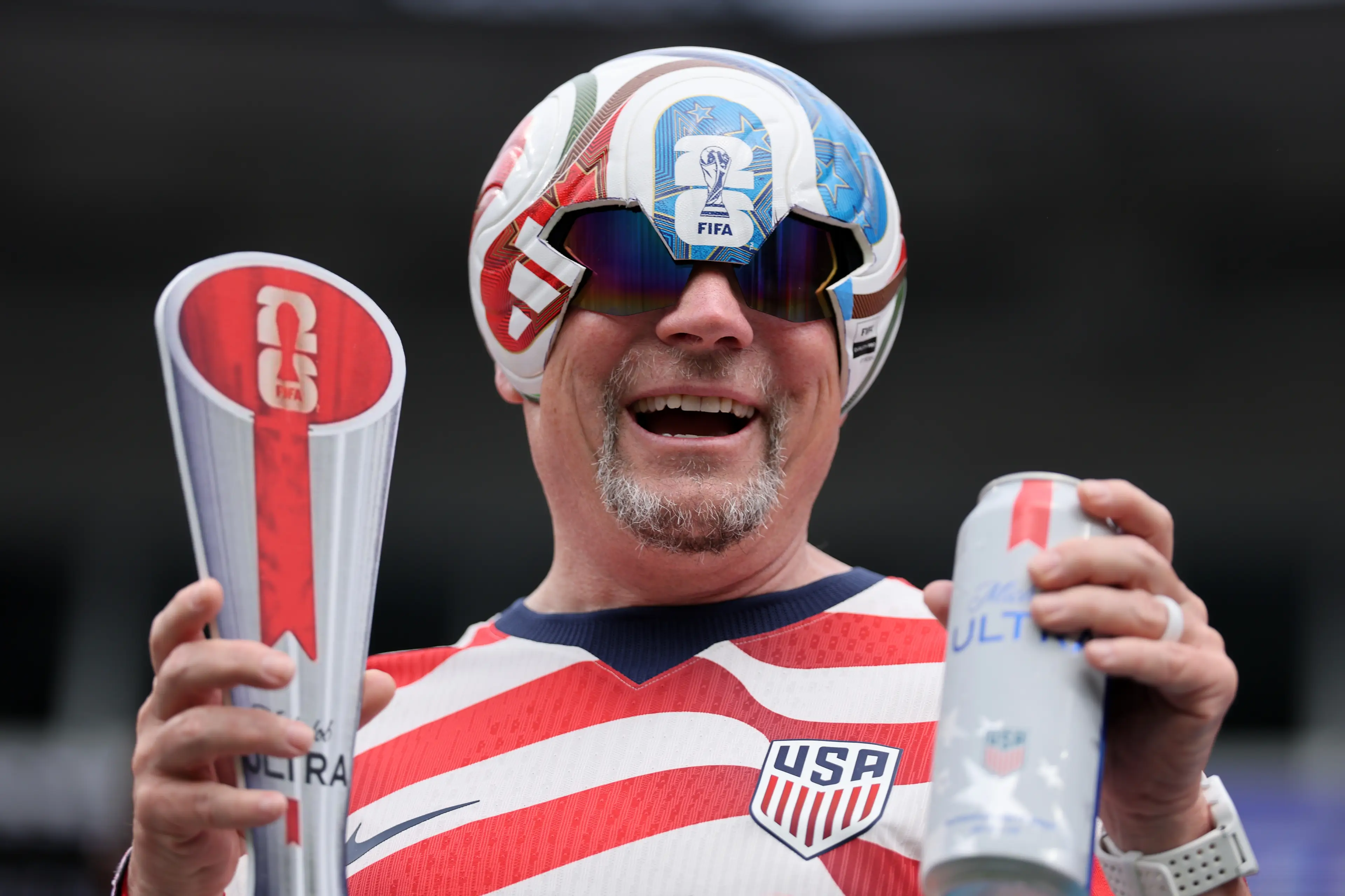 Does this count as a disguise? (Jamie Squire/Getty Images)