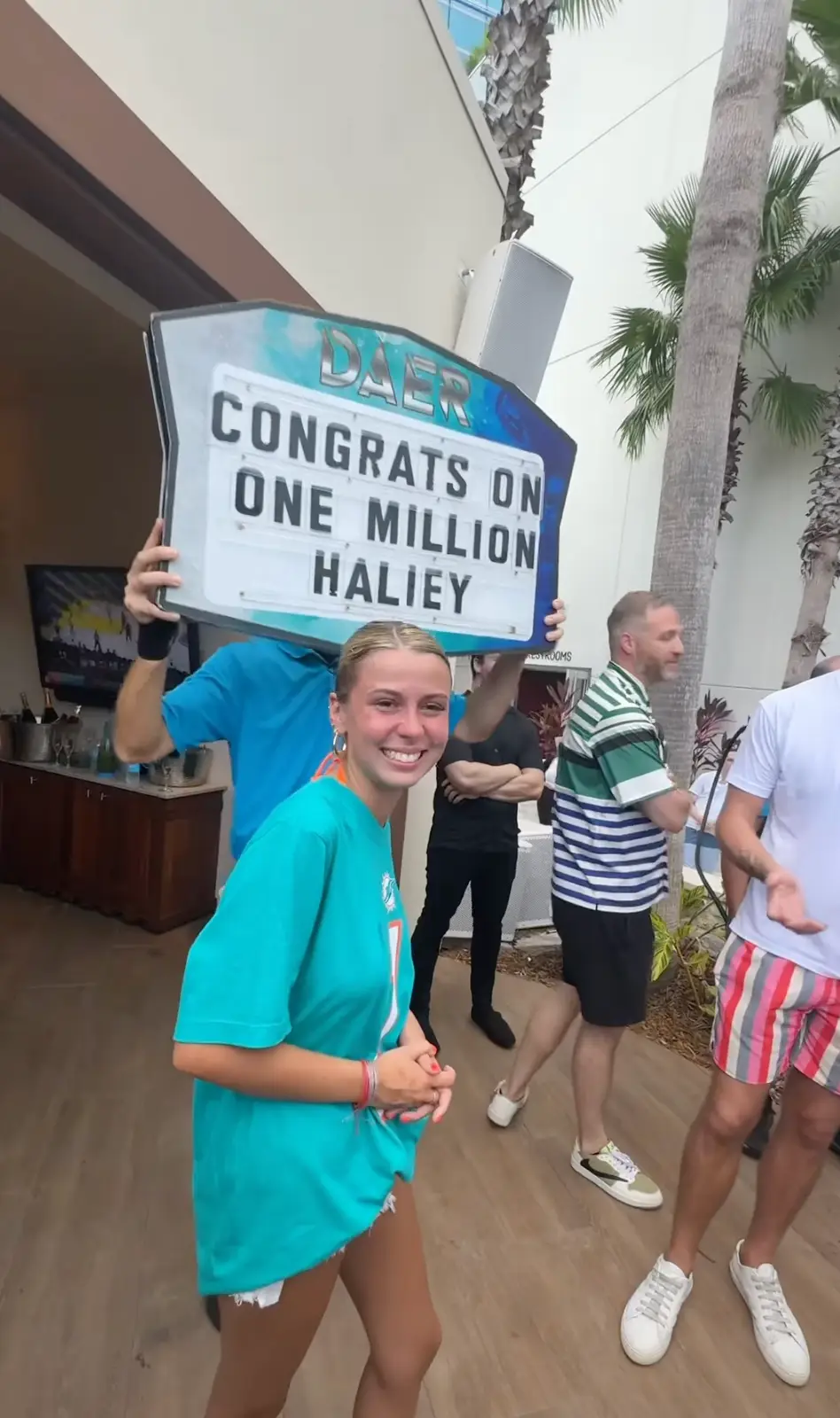 A huge party was thrown for Haliey Welch to celebrate her hitting one million Instagram followers. (Instagram/daersouthfl)