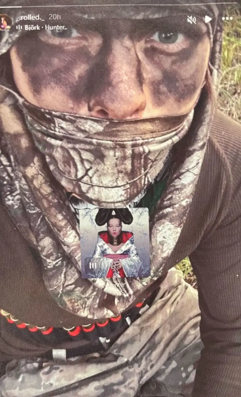 Wess Roley camped out in camofloague waiting for the fire service to show up (Instagram)